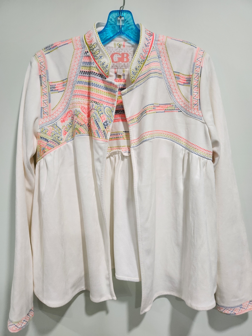 GBG Los Angeles White Embroidered Open-Front Jacket